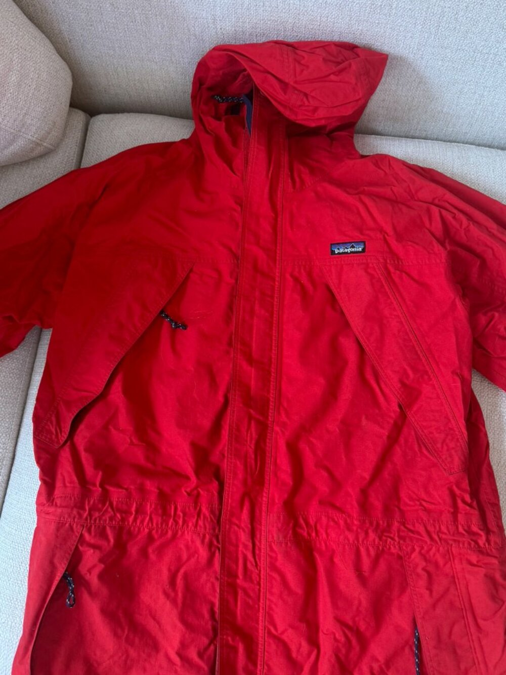 Patagonia Red Hooded Rain Jacket Mens M